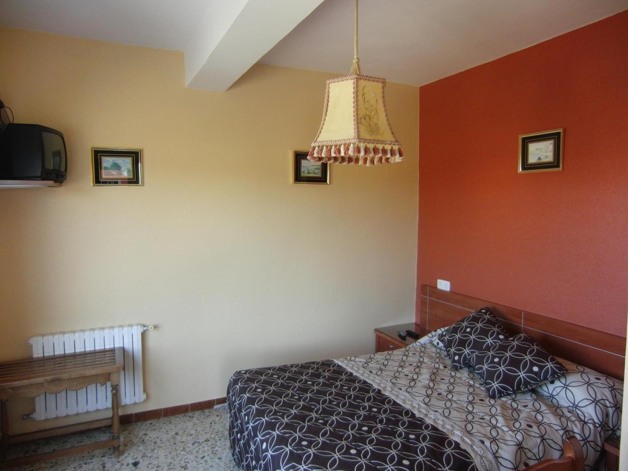 Hotel Galicia Понтеведра Екстериор снимка