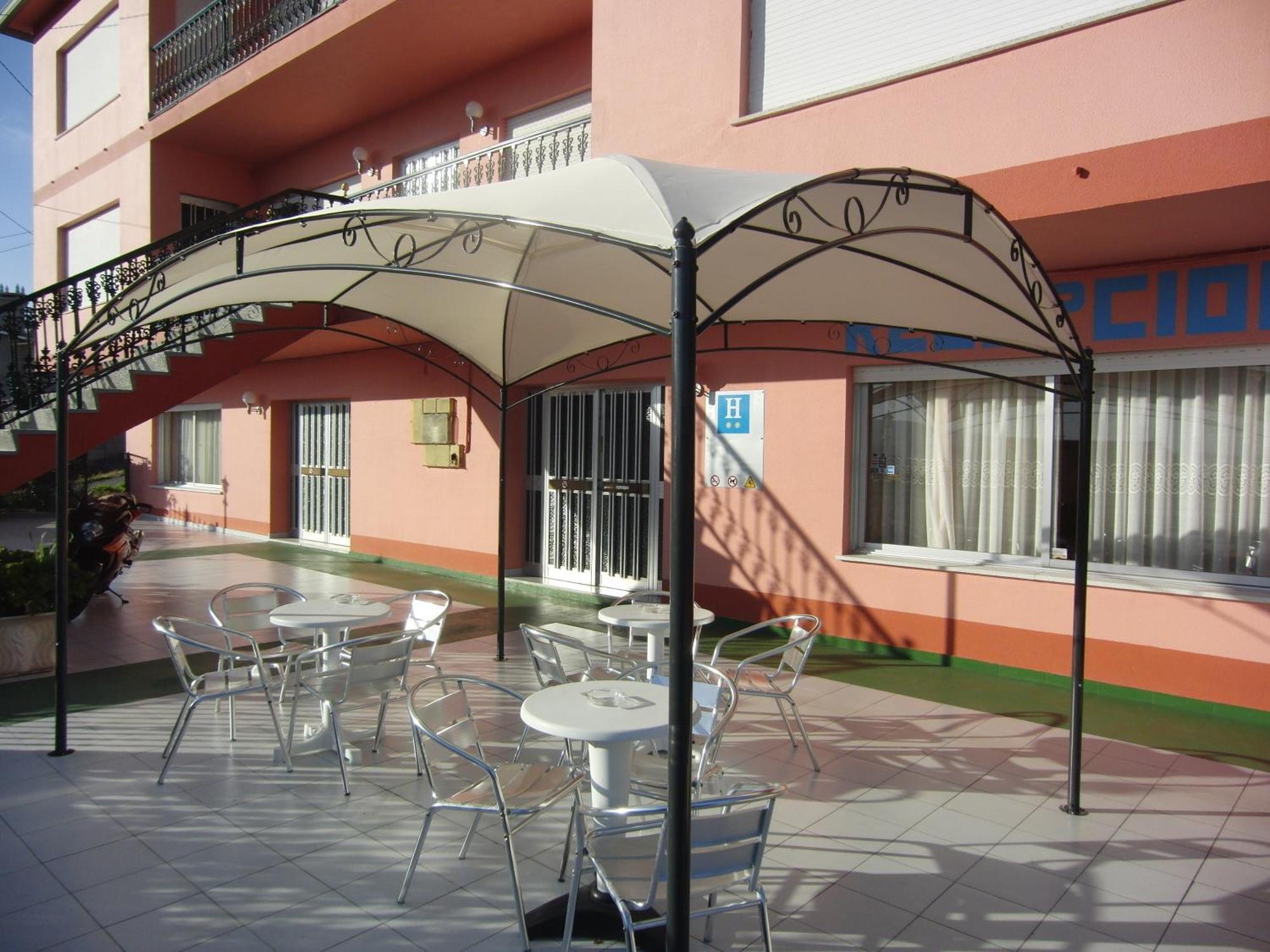 Hotel Galicia Понтеведра Екстериор снимка