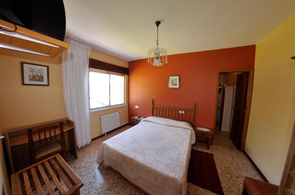 Hotel Galicia Понтеведра Екстериор снимка