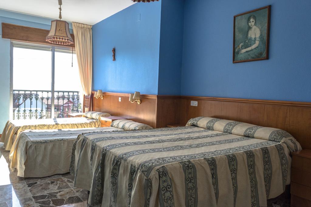 Hotel Galicia Понтеведра Екстериор снимка