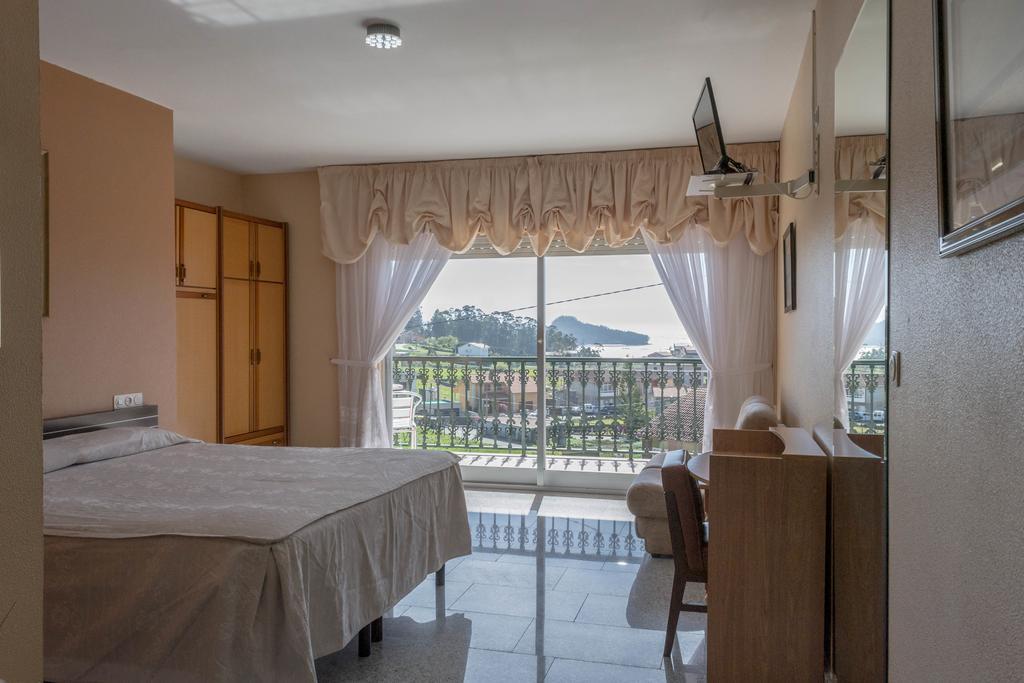 Hotel Galicia Понтеведра Екстериор снимка