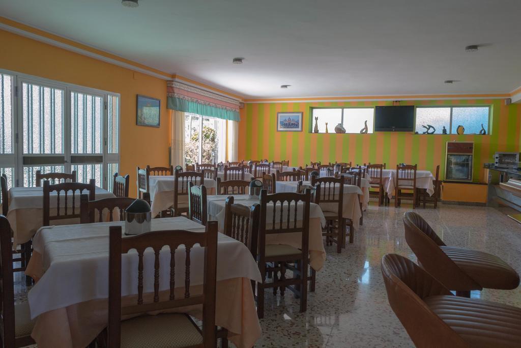 Hotel Galicia Понтеведра Екстериор снимка
